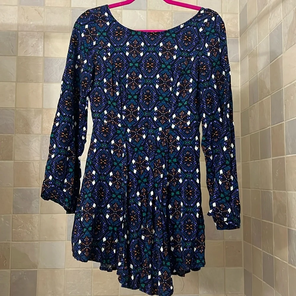 Patterned Dress - Picture 1 of 6